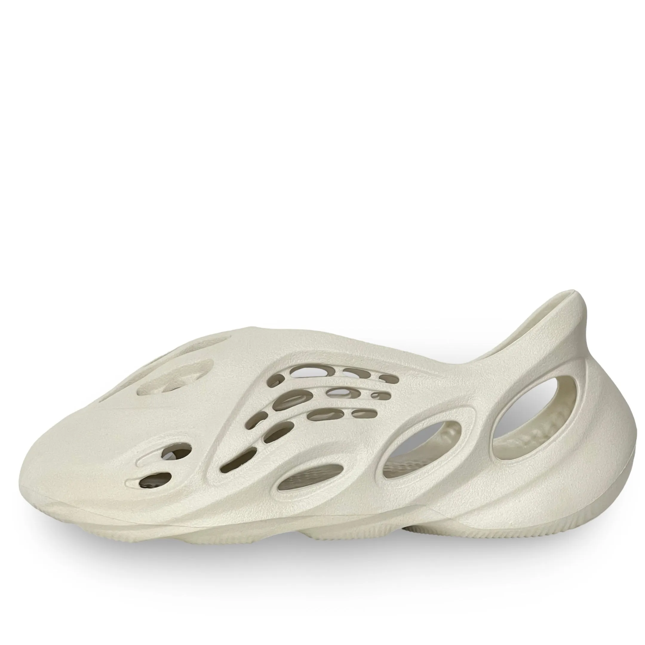 Adidas Yeezy Foam Runner Sand Durable Build Hiking Trails Retro Core