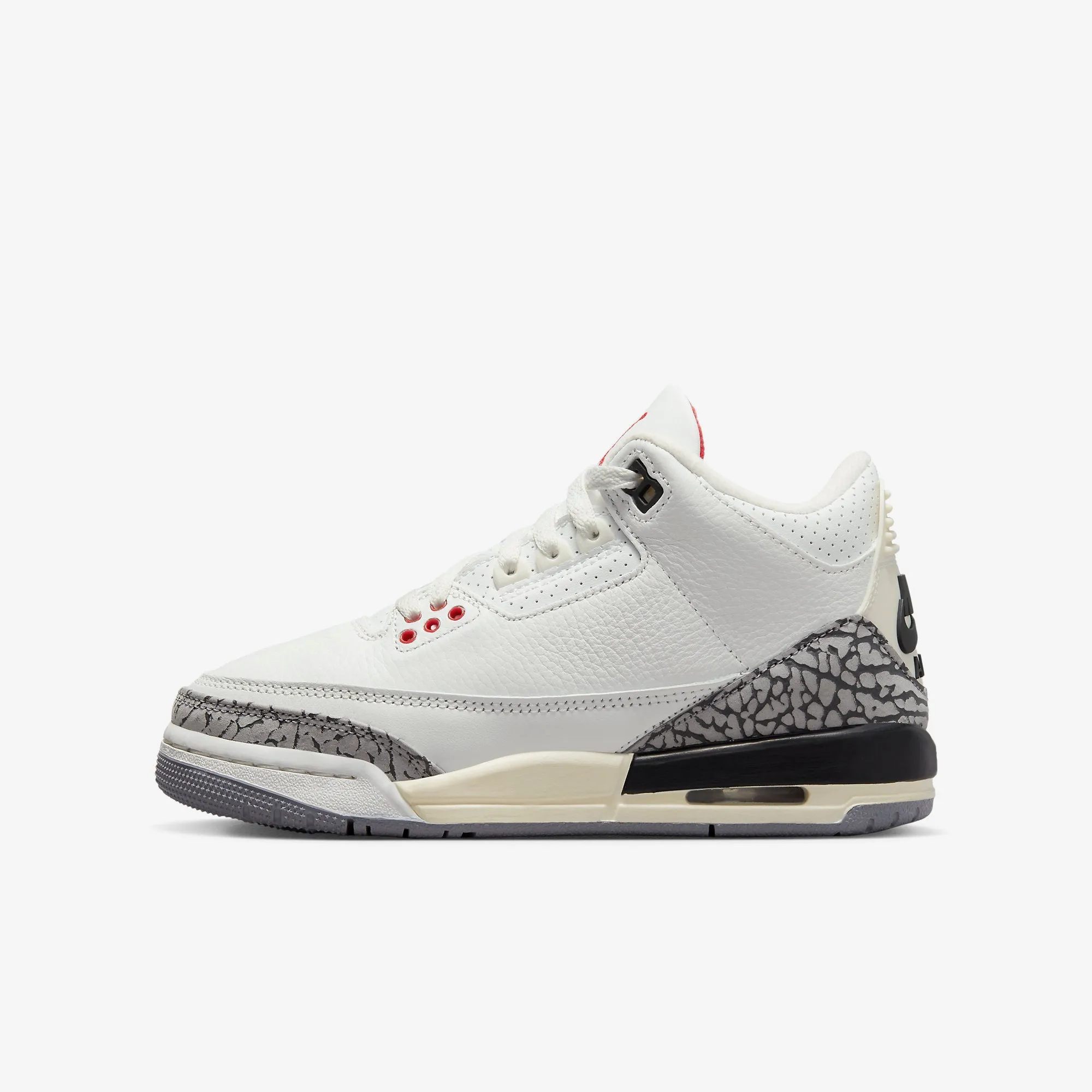 All-weather chic Walk Utility (GS) Air Jordan 3 Retro 'Reimagined White Cement' (2023) DM0967-100