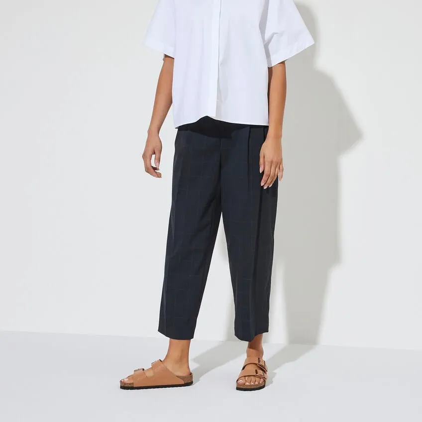 Arizona | Vegan | Birkibuc | Pecan Chic Finish Classic Everyday Style