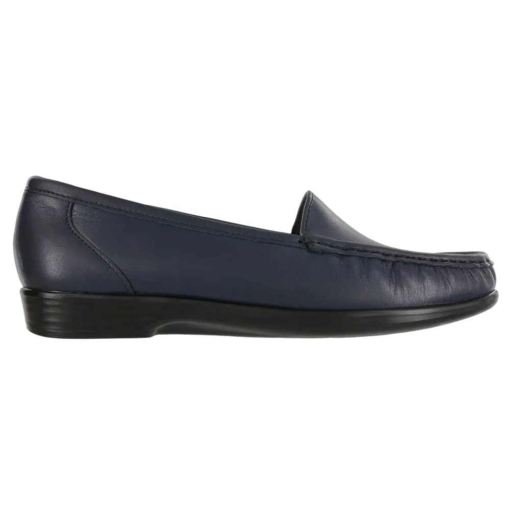 Simplify - Navy Easy Pace Flexible Comfort Shoes.