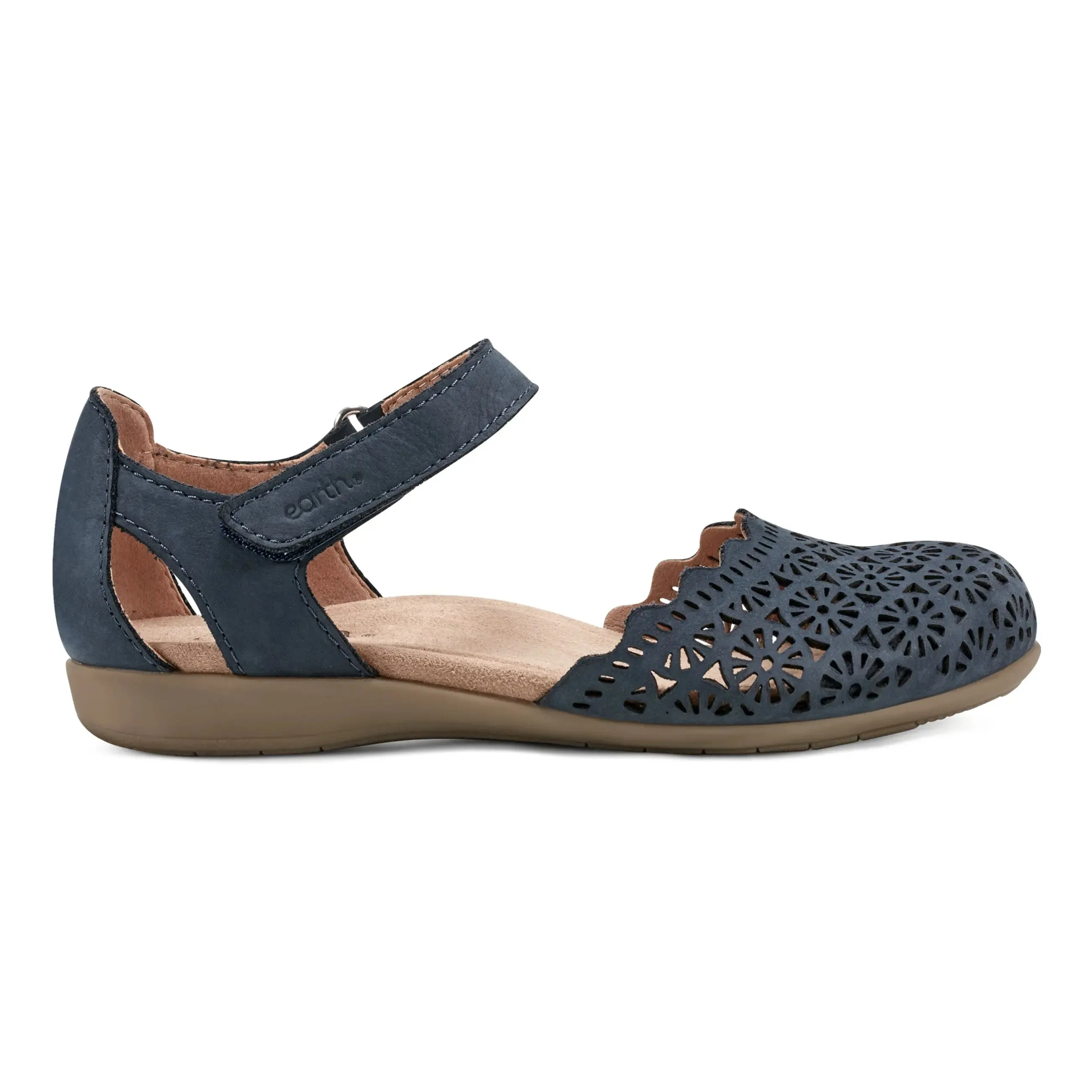 Bronnie Casual Slip-On Perforated Sandals Grass Walk All-Season Footwear