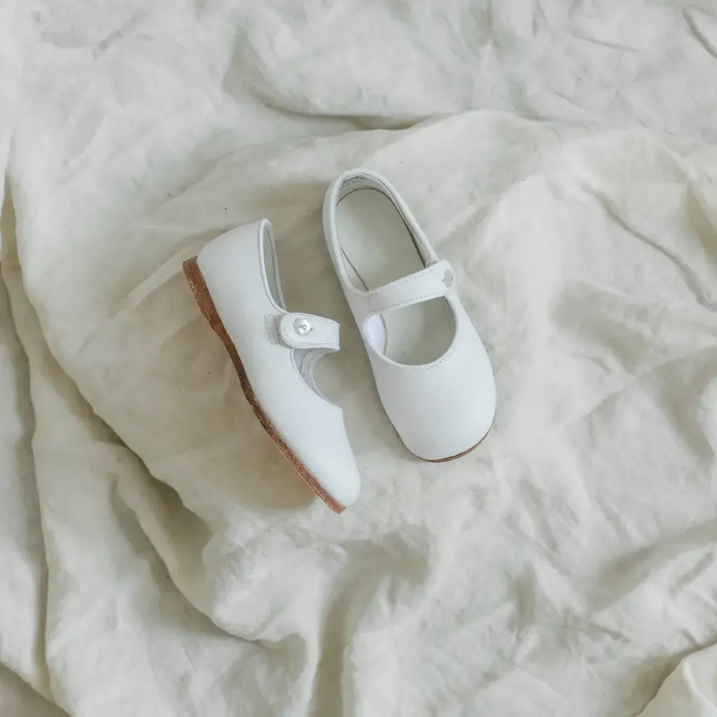 Charlotte Mary Jane - White Body Align Love Glow