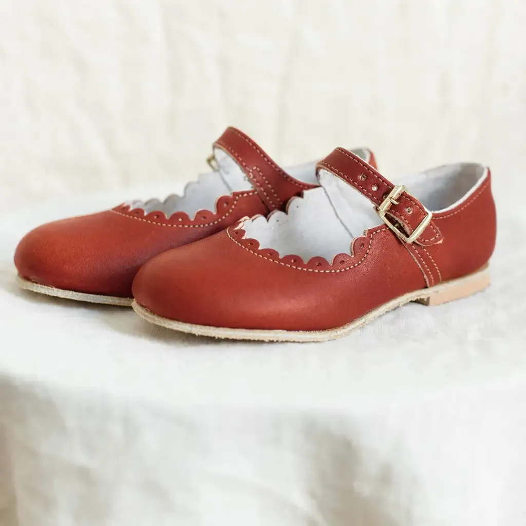 Toe box Scalloped Mary Jane - Canyon