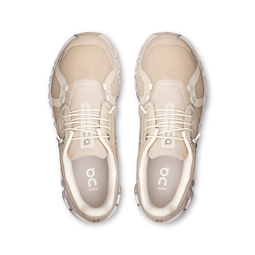 Women's Cloud 6 material