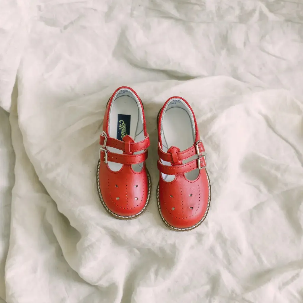 Ventilation holes Mom Safe Claire T-Strap - Red