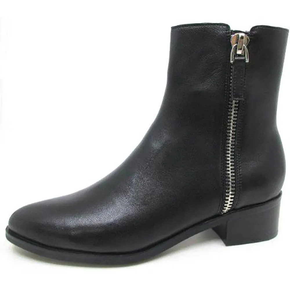 Pantorio Storm Proof Sweat Resistant Urban Stroll