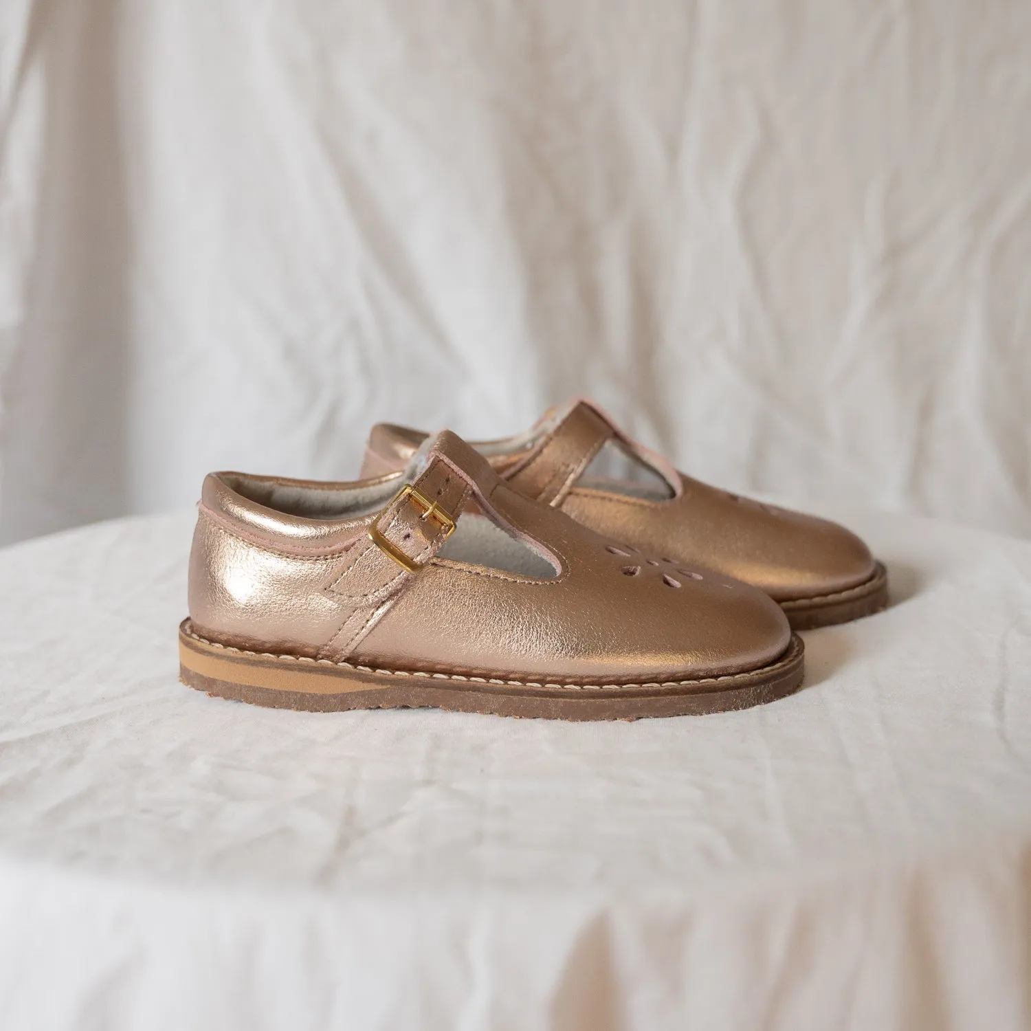 Stylish kids' wear Flora T-Strap - Copper