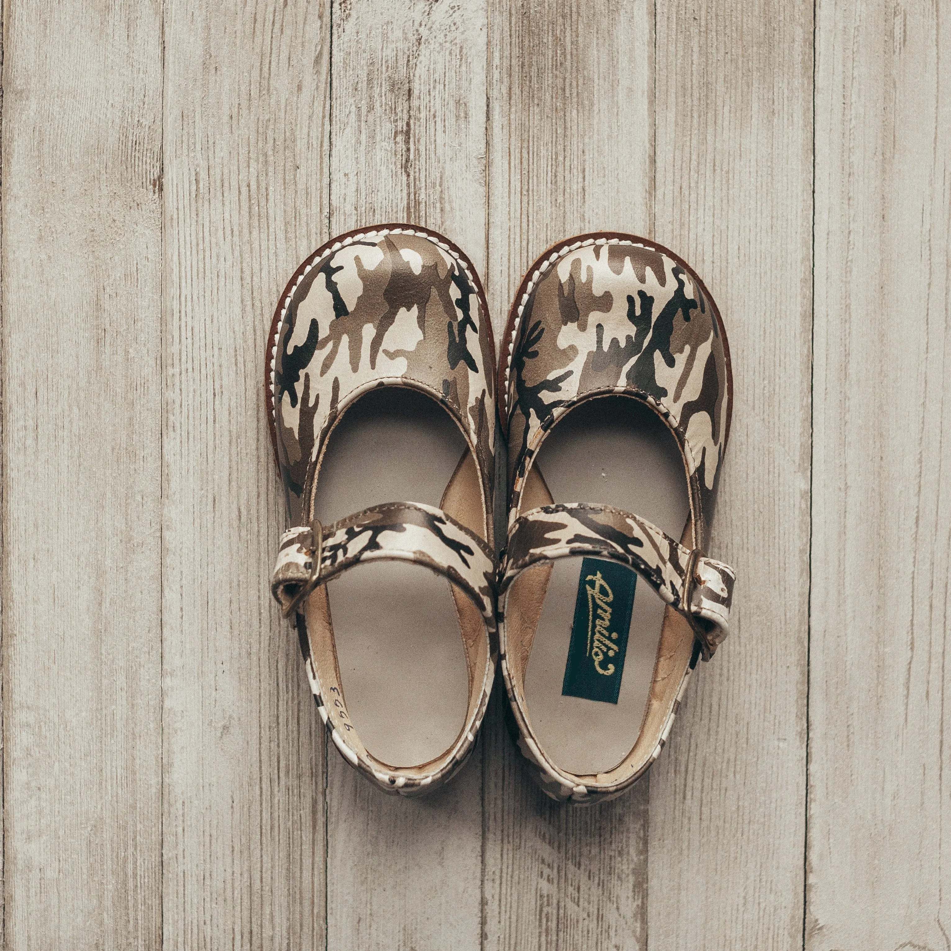 Ergonomic Wellness Seekers synthetic leather Mary Jane - Camo