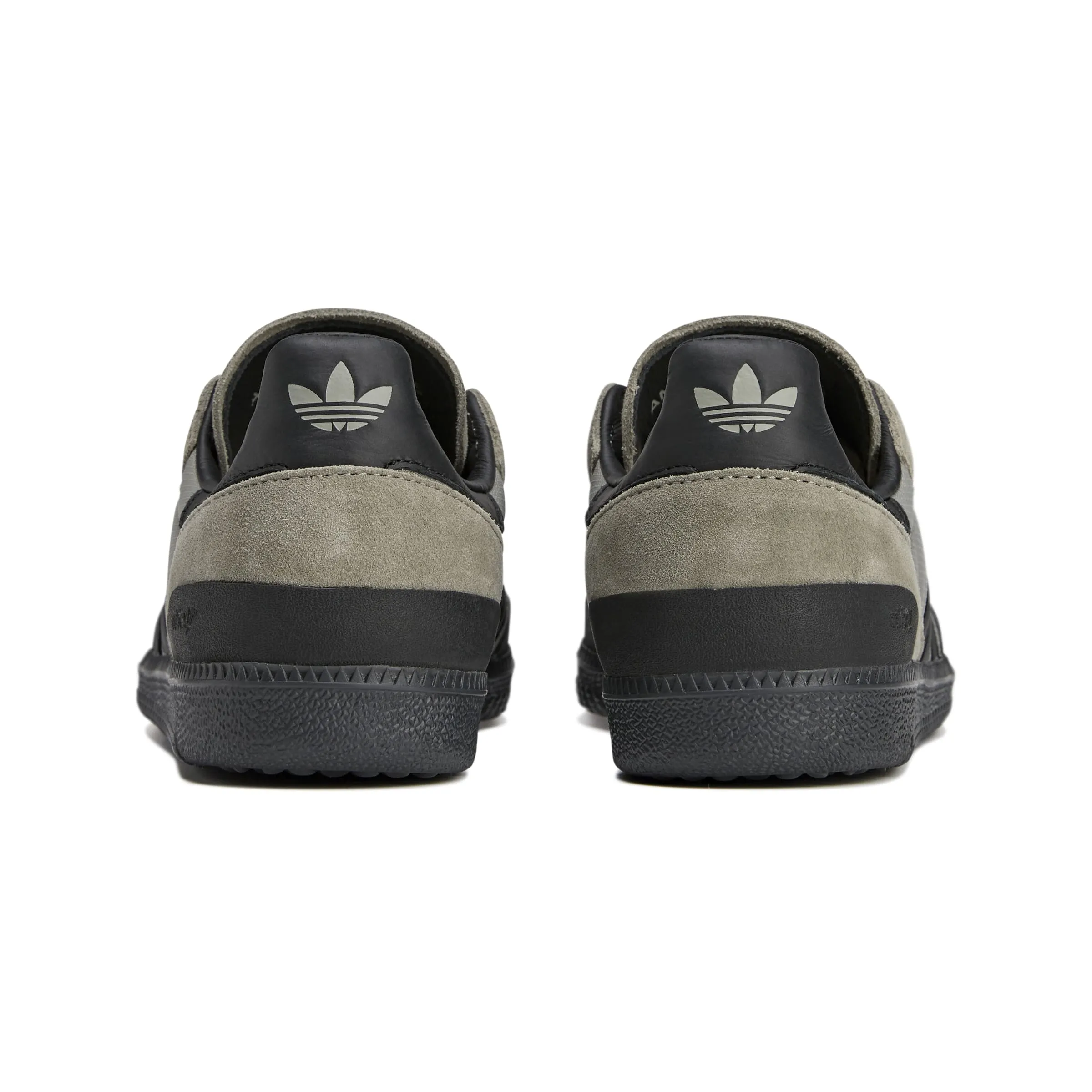 Reinforced toe Comfort Enhancement adidas x 100 Thieves Palos Hills Silver Pebble/Core Black/Footwear White JR5536