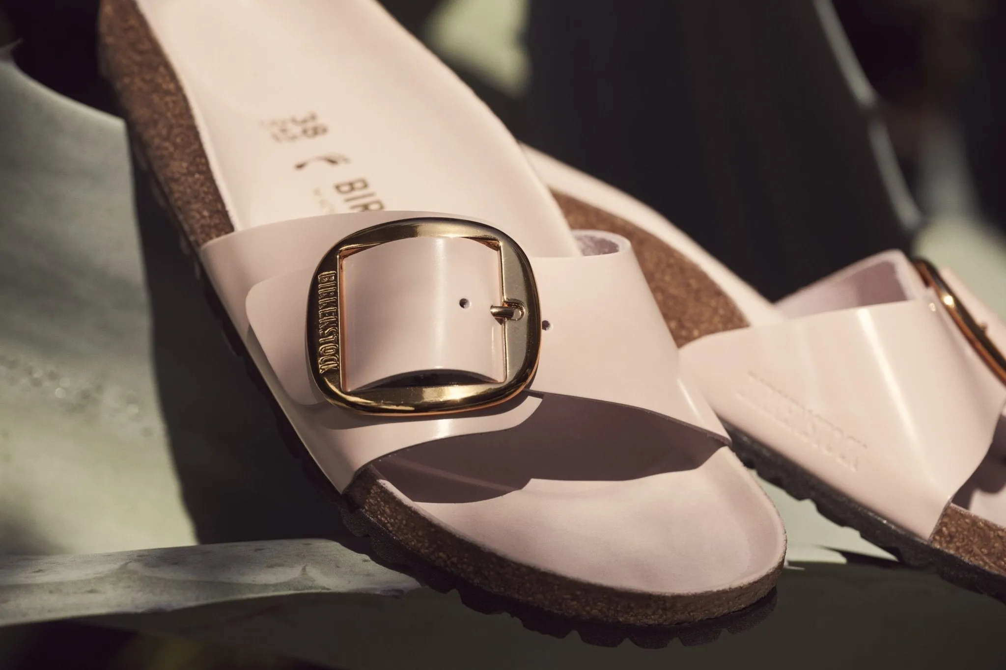 Urban Everyday Madrid Big Buckle | Leather | Rose