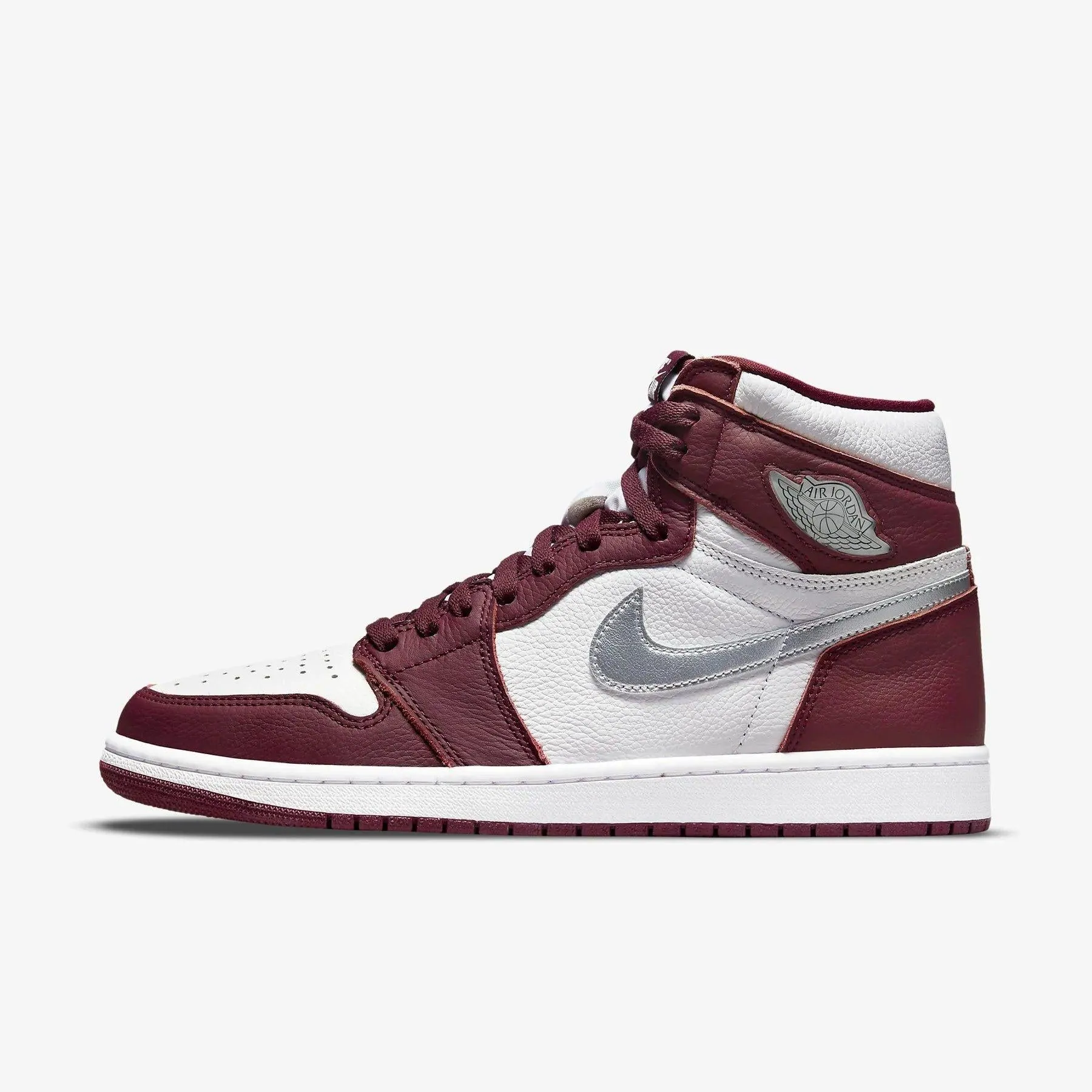 Low   Top Ultra Breathable Upper (Men's) Air Jordan 1 Retro High OG 'Bordeaux' (2021) 555088-611