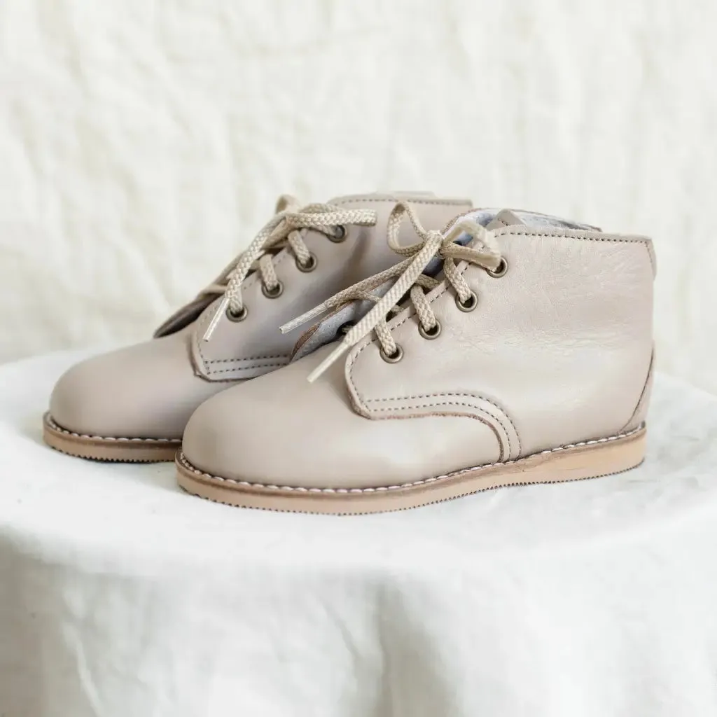 Milo Boot - Truffle Non-Slip Grip