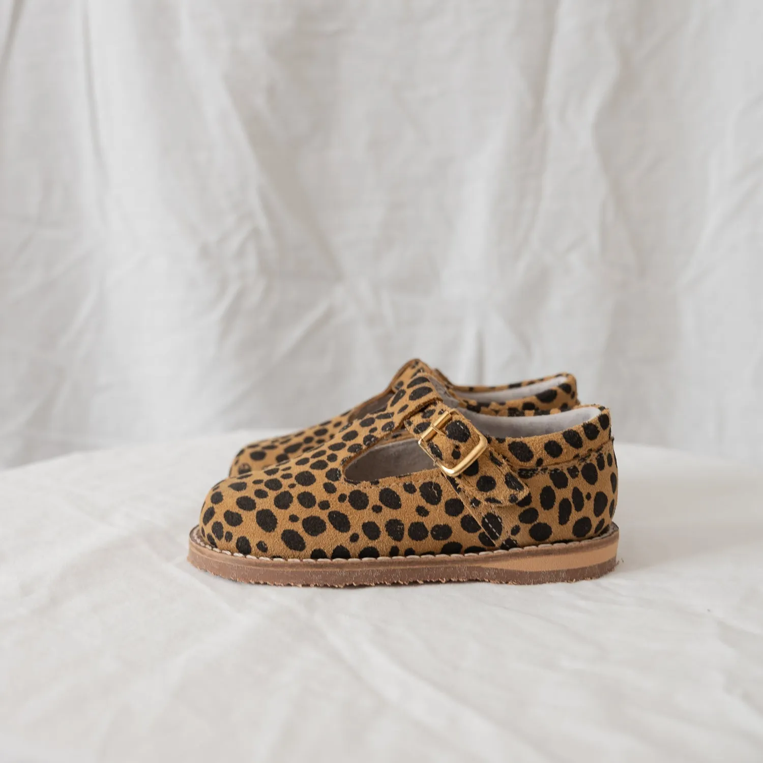 Flora T-Strap - Cheetah Soft Interior