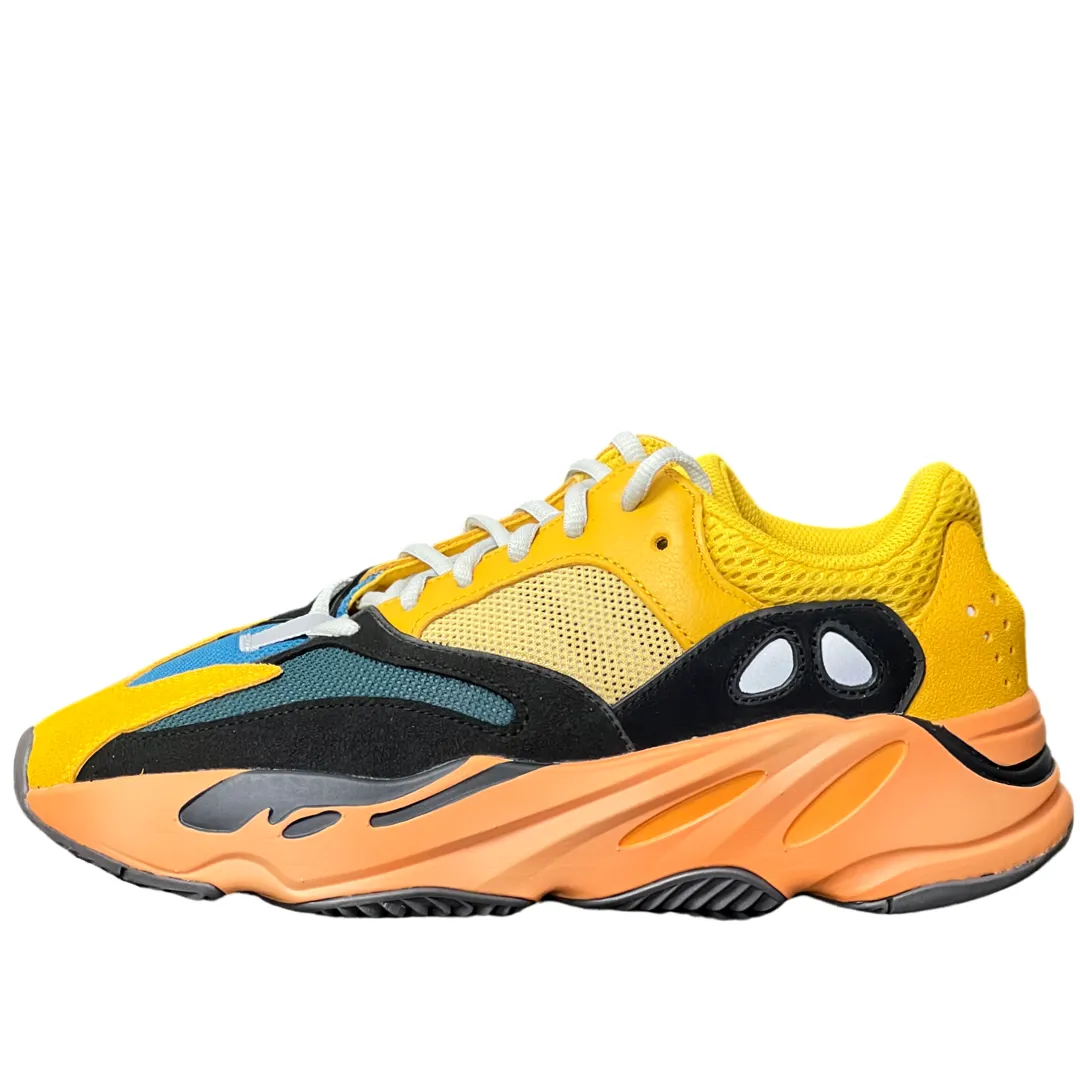 slow walk Adidas Yeezy Boost 700 Sun