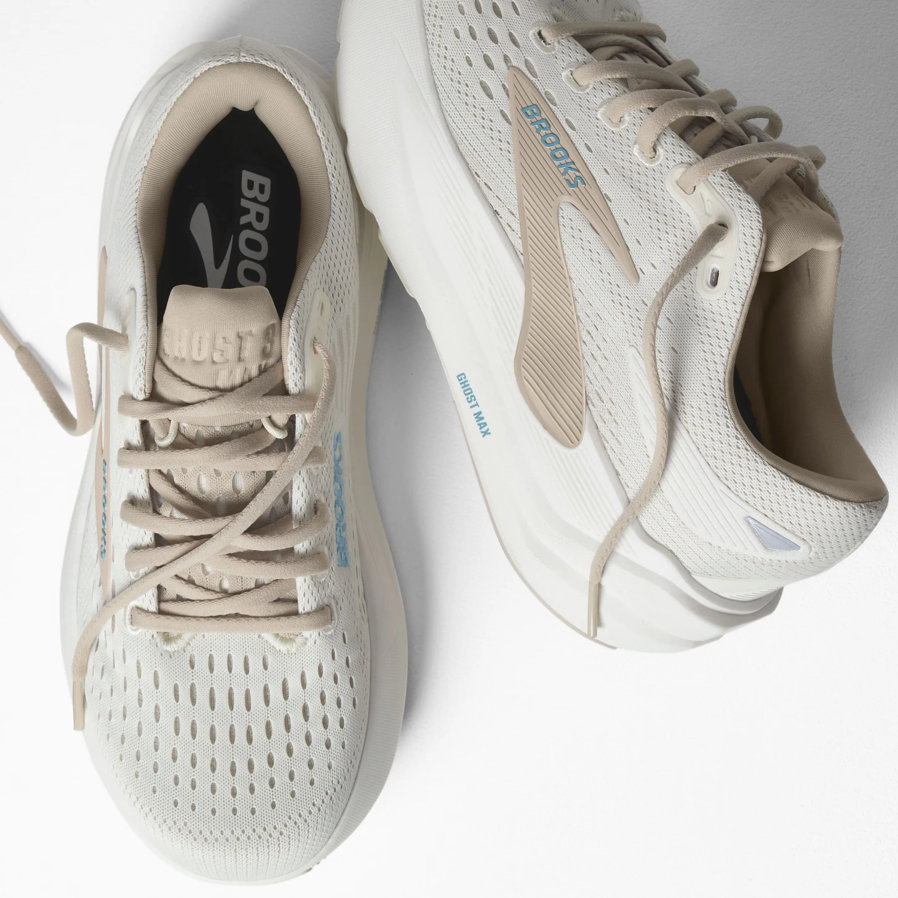 Women's Ghost Max 3 Feather Light Modern Commuters