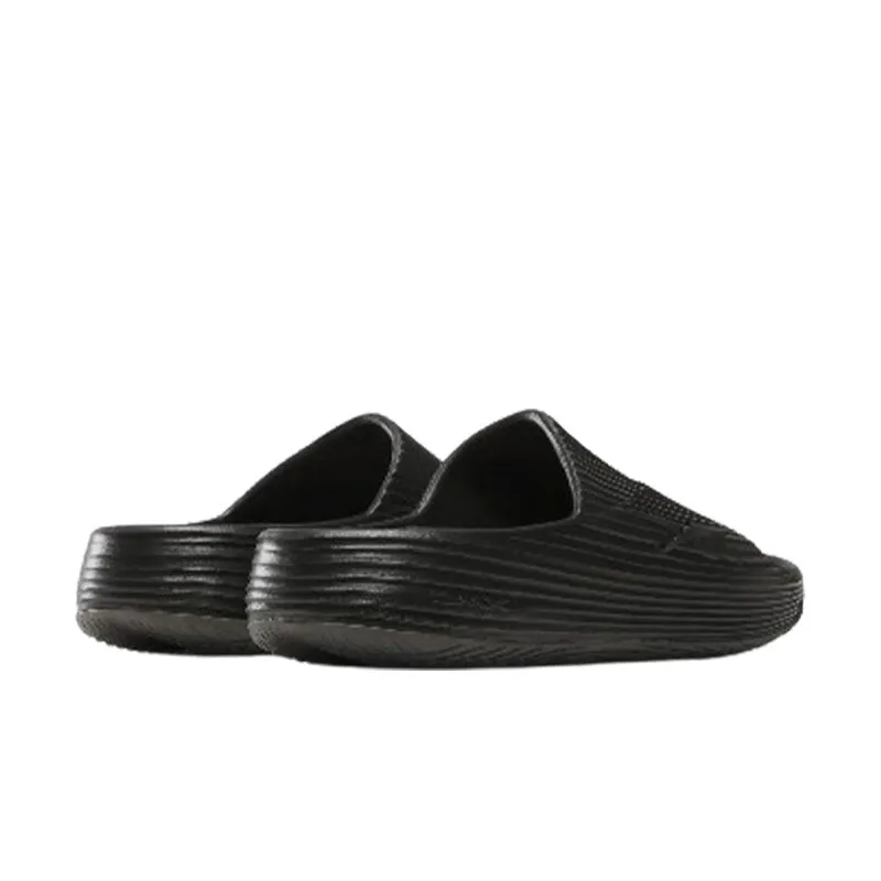 Play Hard Reebok DM Recovery Slides Washed Black 100209351