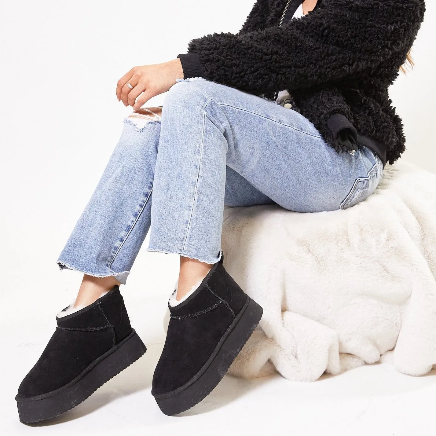 Lift Up WOMEN'S ROOM SERVICE *FINAL SALE