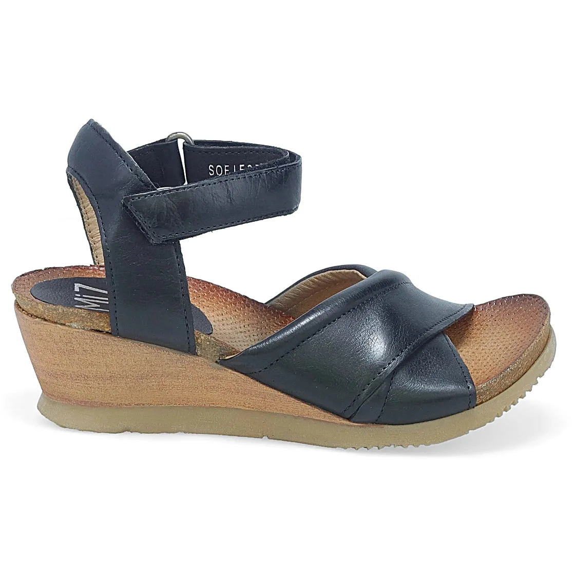 Sofie Sandal Comfort Fit Travel-Friendly Shoes