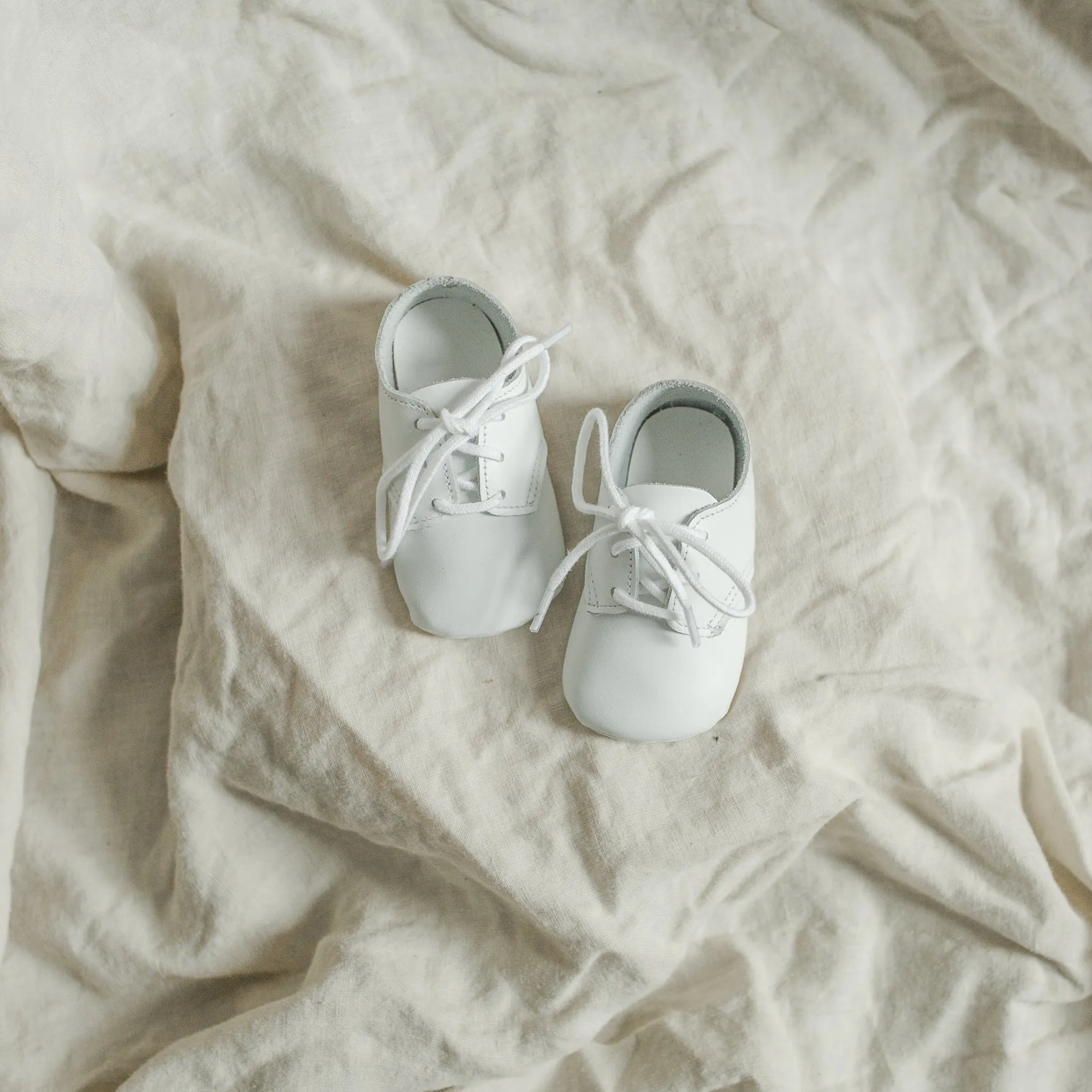 Soft Soled Oxford - White Match All Zip Up