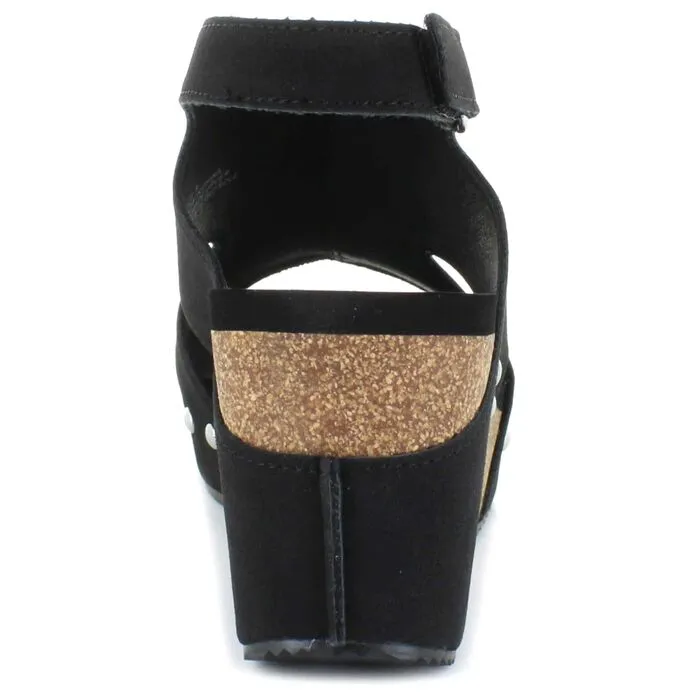 WOMEN'S BEECHER SANDAL *FINAL SALE Quick Move Light Travel