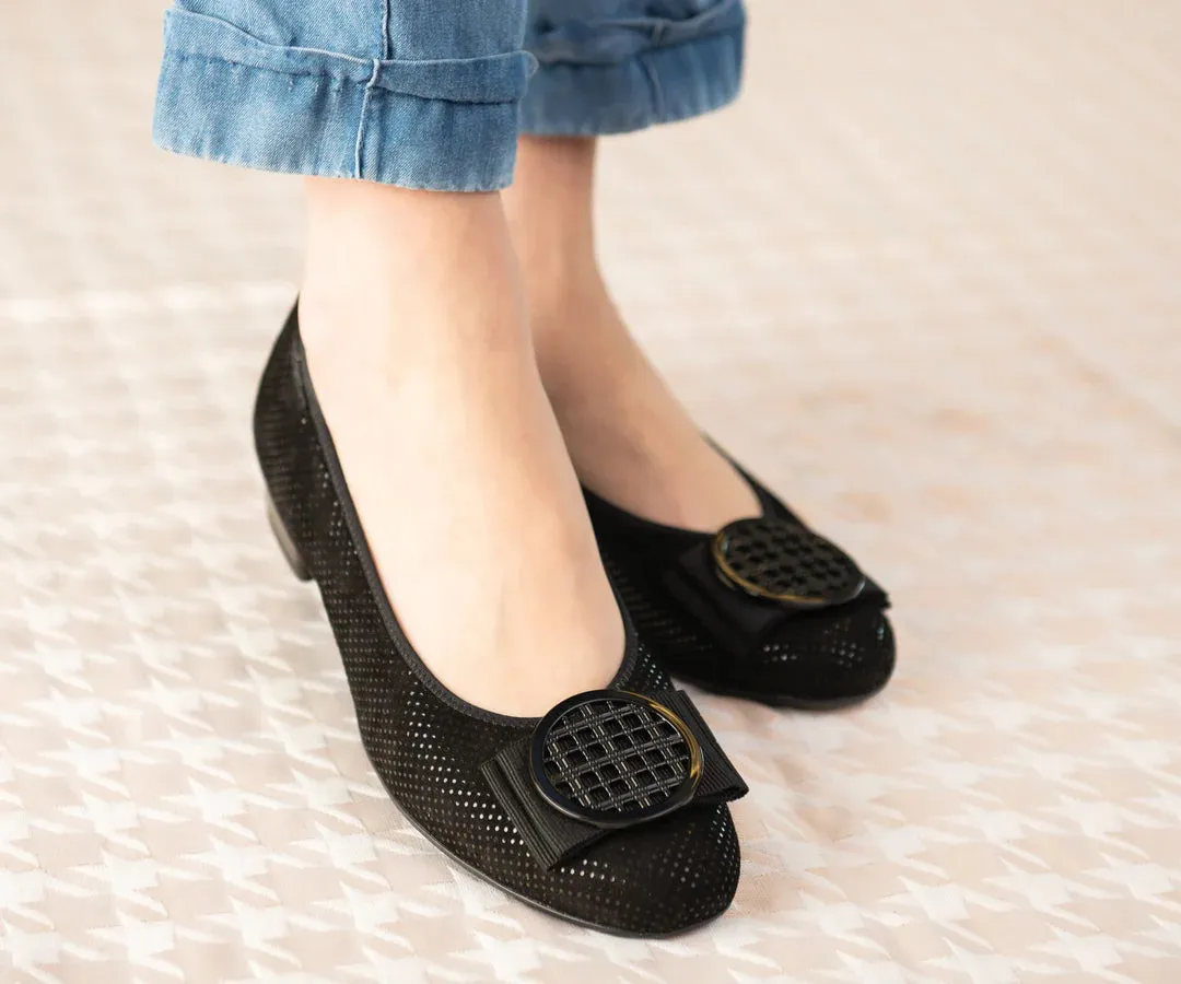 Light Balance Calm Step Bambi Women's Ornament Ballet Flat