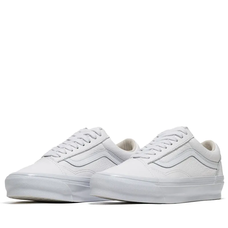 Hill Walk Dual Tone Vans Old Skool 36 LX - White