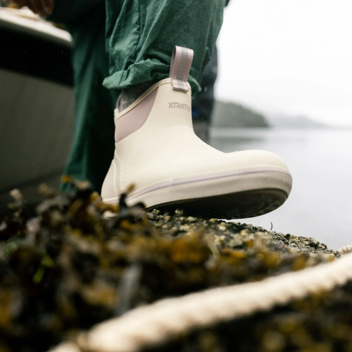 Padded Interior Mountain Climber Street Sound Women's 6" Ankle Deck Boot