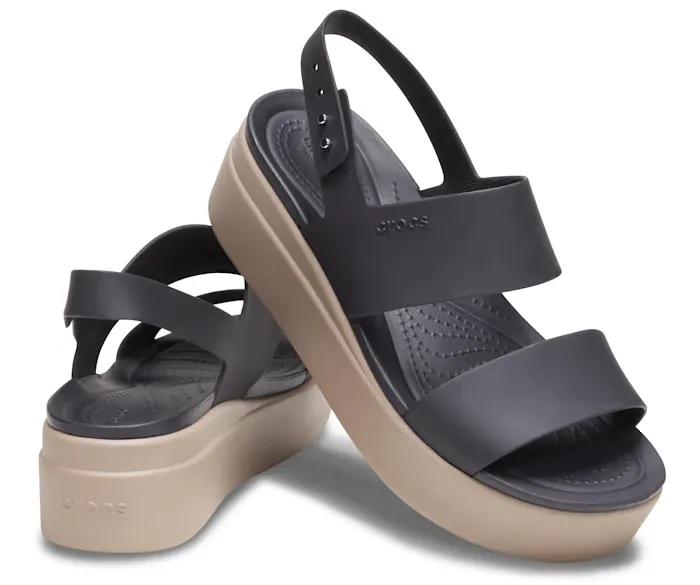 Footwear for Traveling WOMEN'S BROOKLYN LOW WEDGE