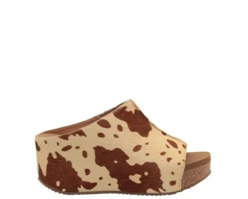 WOMEN'S CARRIER *FINAL SALE Comfortable Insole