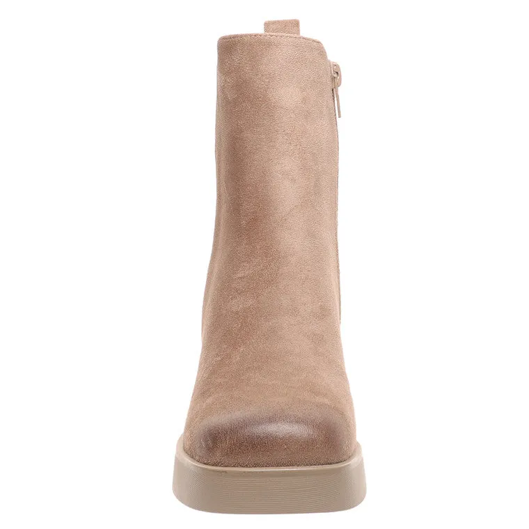 Women's Garnet-2 *FINAL SALE Slip Resistant Trail Runner Waterproof Feature